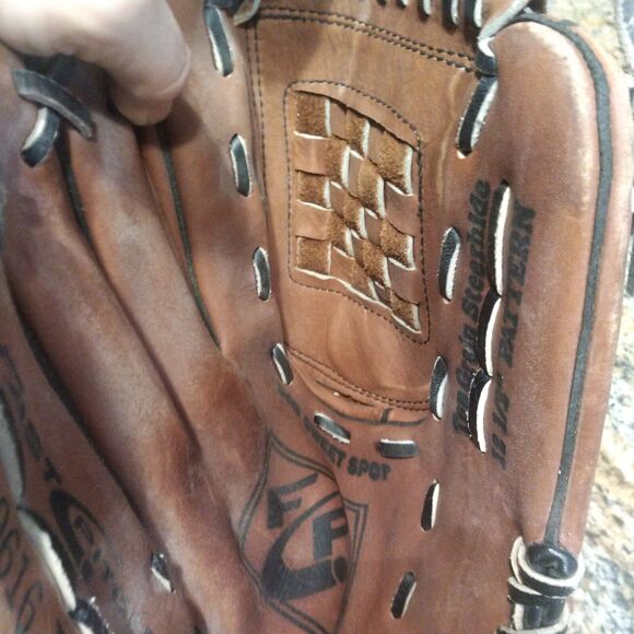Rare Wilson Baseball Glove A9616 FP3 Fast Pitch 12.5'' LHT Left Throw Steerhide - Picture 9 of 11